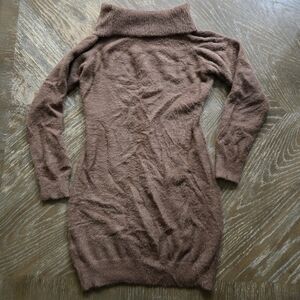 Brown Fuzzy Turtleneck Sweater Dress Women’s Medium Soft Long Sleeve Cozy Chic